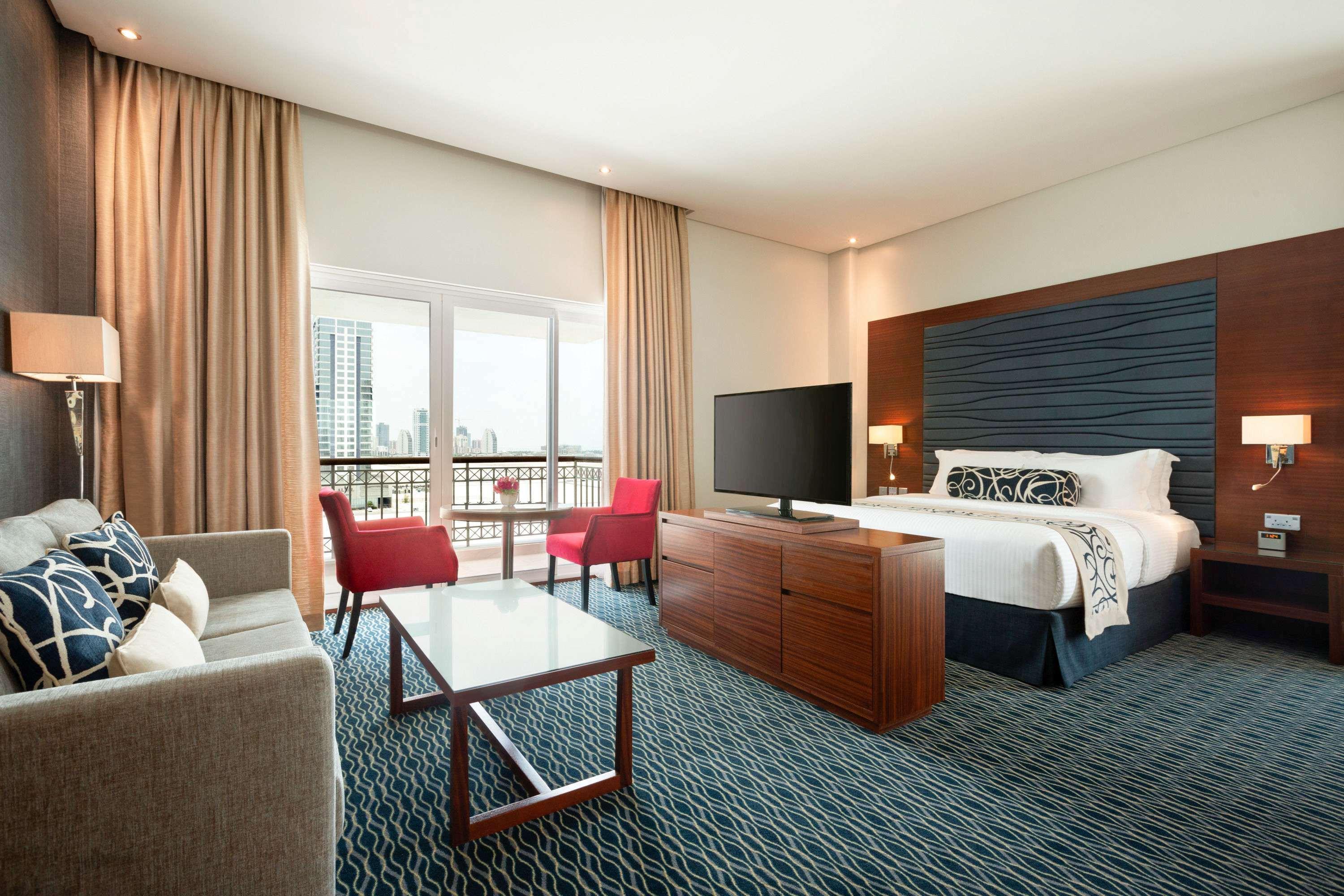 Ramada By Wyndham Manama City Centre Ngoại thất bức ảnh