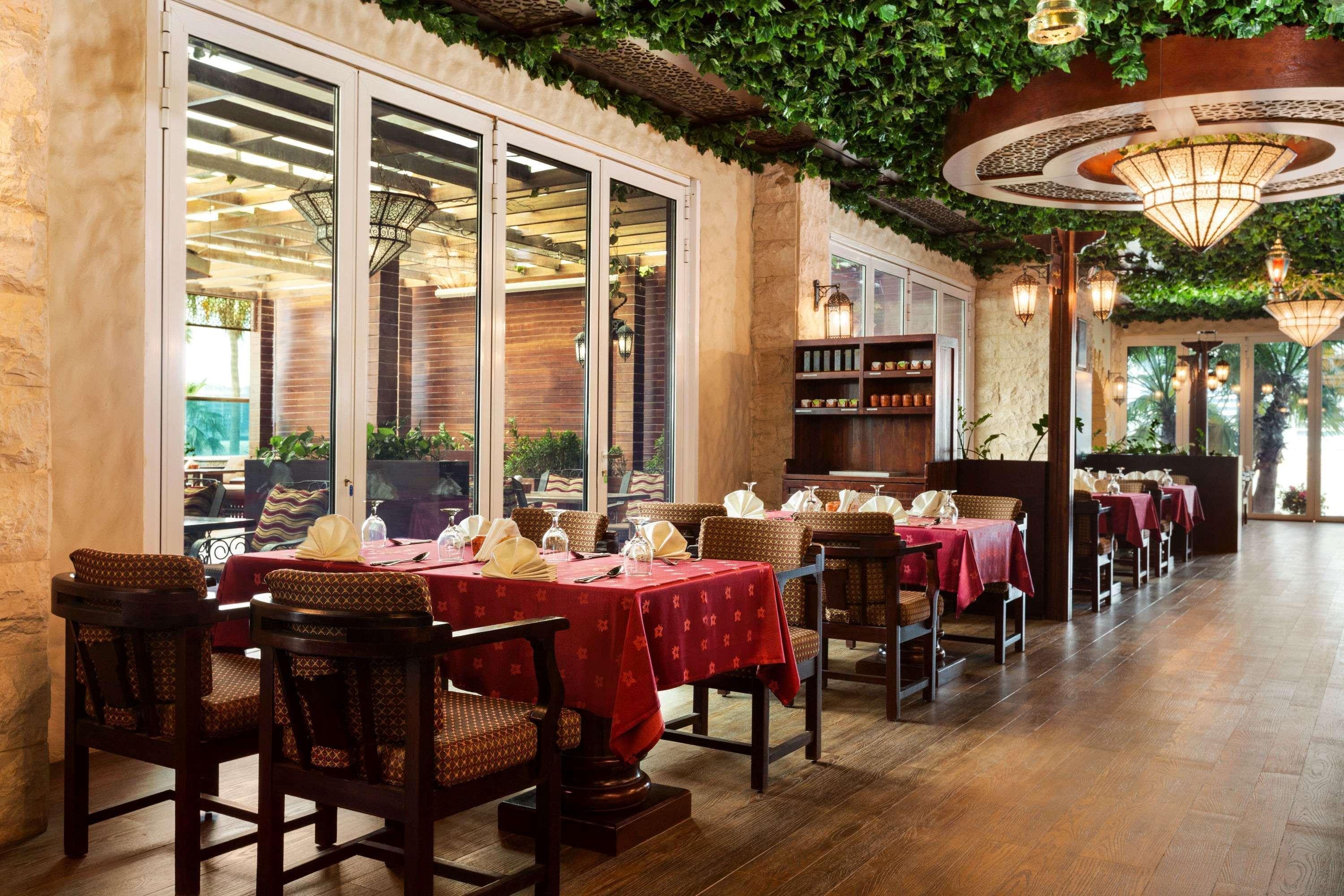 Ramada By Wyndham Manama City Centre Ngoại thất bức ảnh