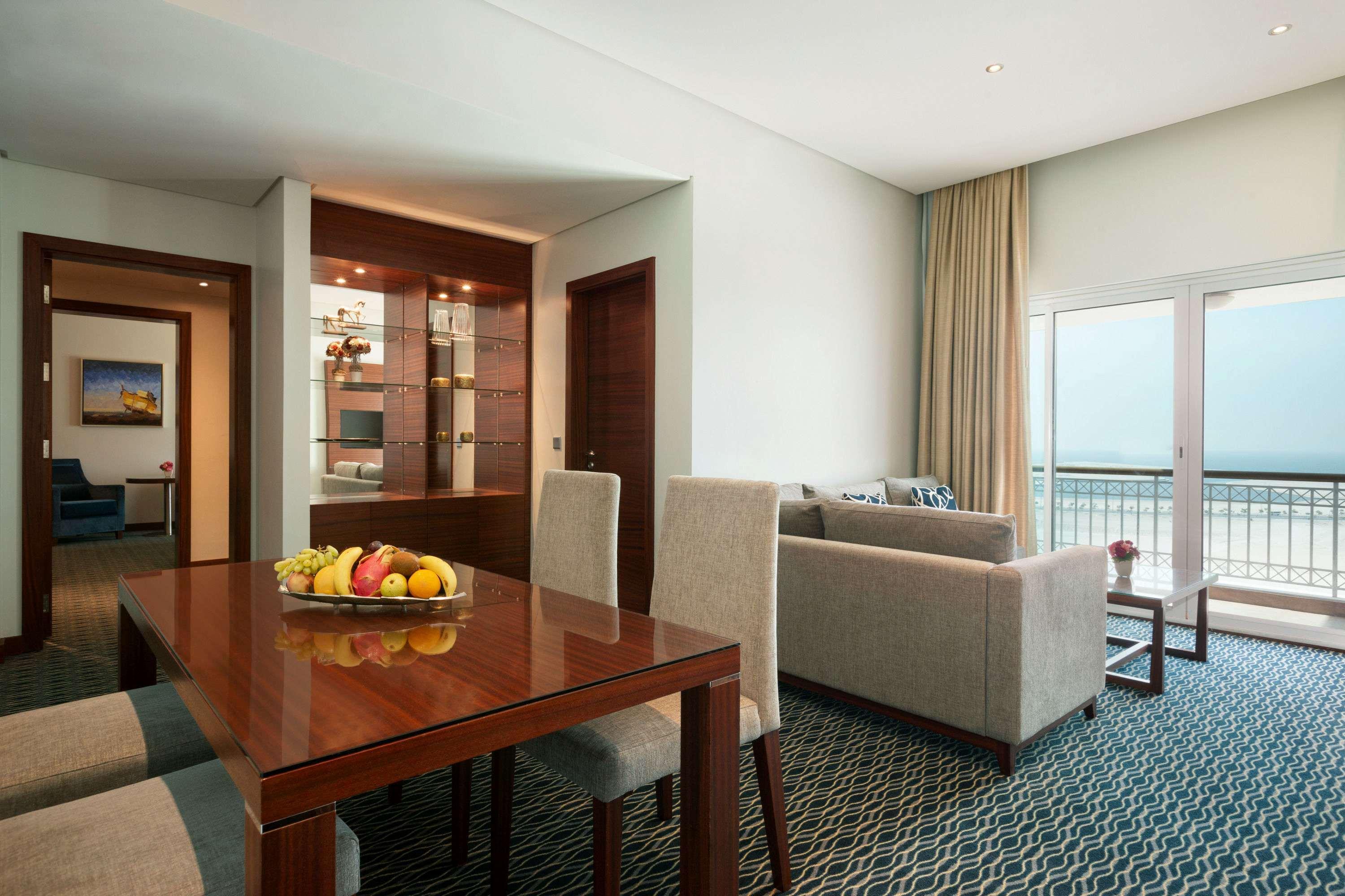 Ramada By Wyndham Manama City Centre Ngoại thất bức ảnh