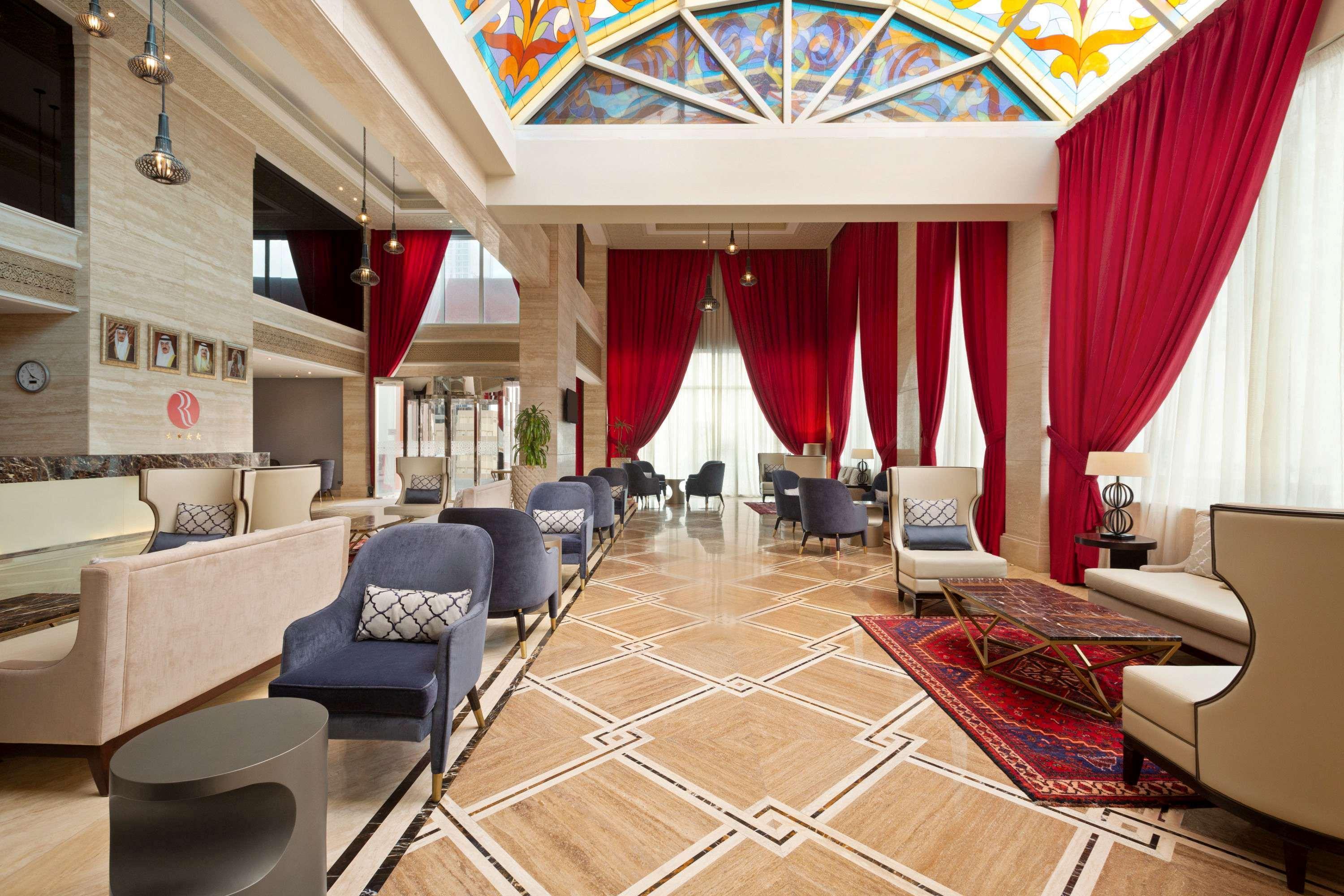 Ramada By Wyndham Manama City Centre Ngoại thất bức ảnh