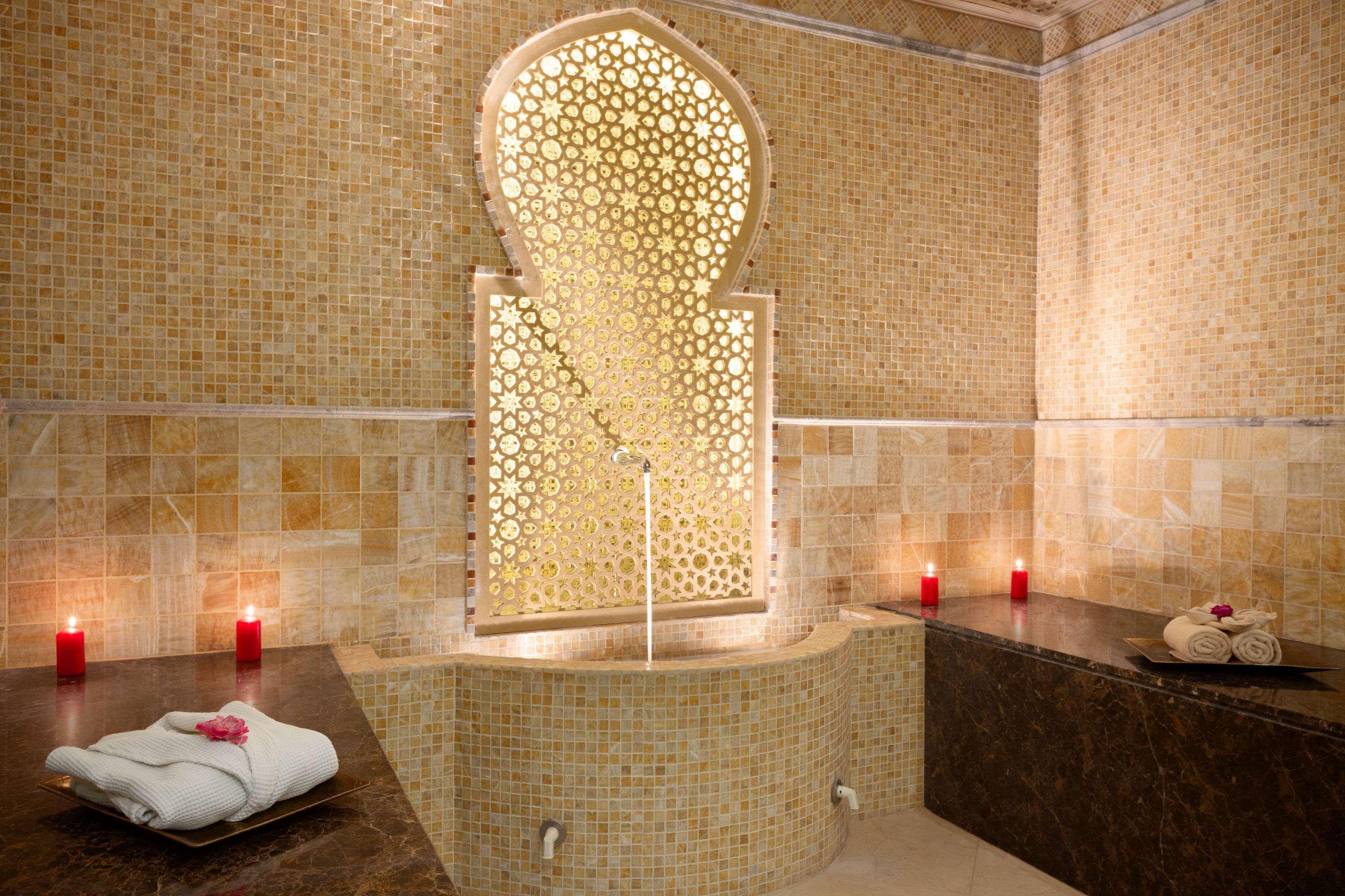 Ramada By Wyndham Manama City Centre Ngoại thất bức ảnh