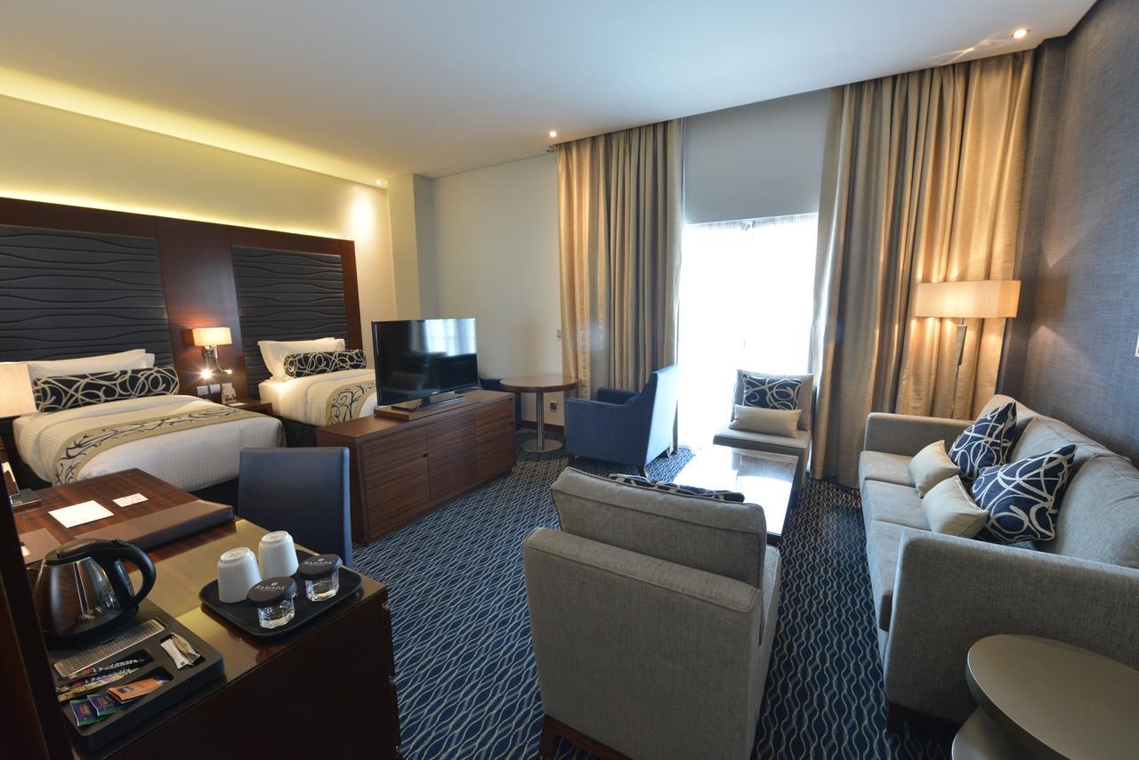 Ramada By Wyndham Manama City Centre Ngoại thất bức ảnh