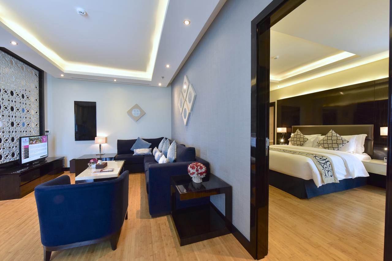 Ramada By Wyndham Manama City Centre Ngoại thất bức ảnh