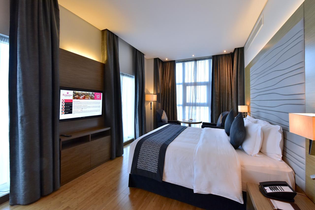 Ramada By Wyndham Manama City Centre Ngoại thất bức ảnh
